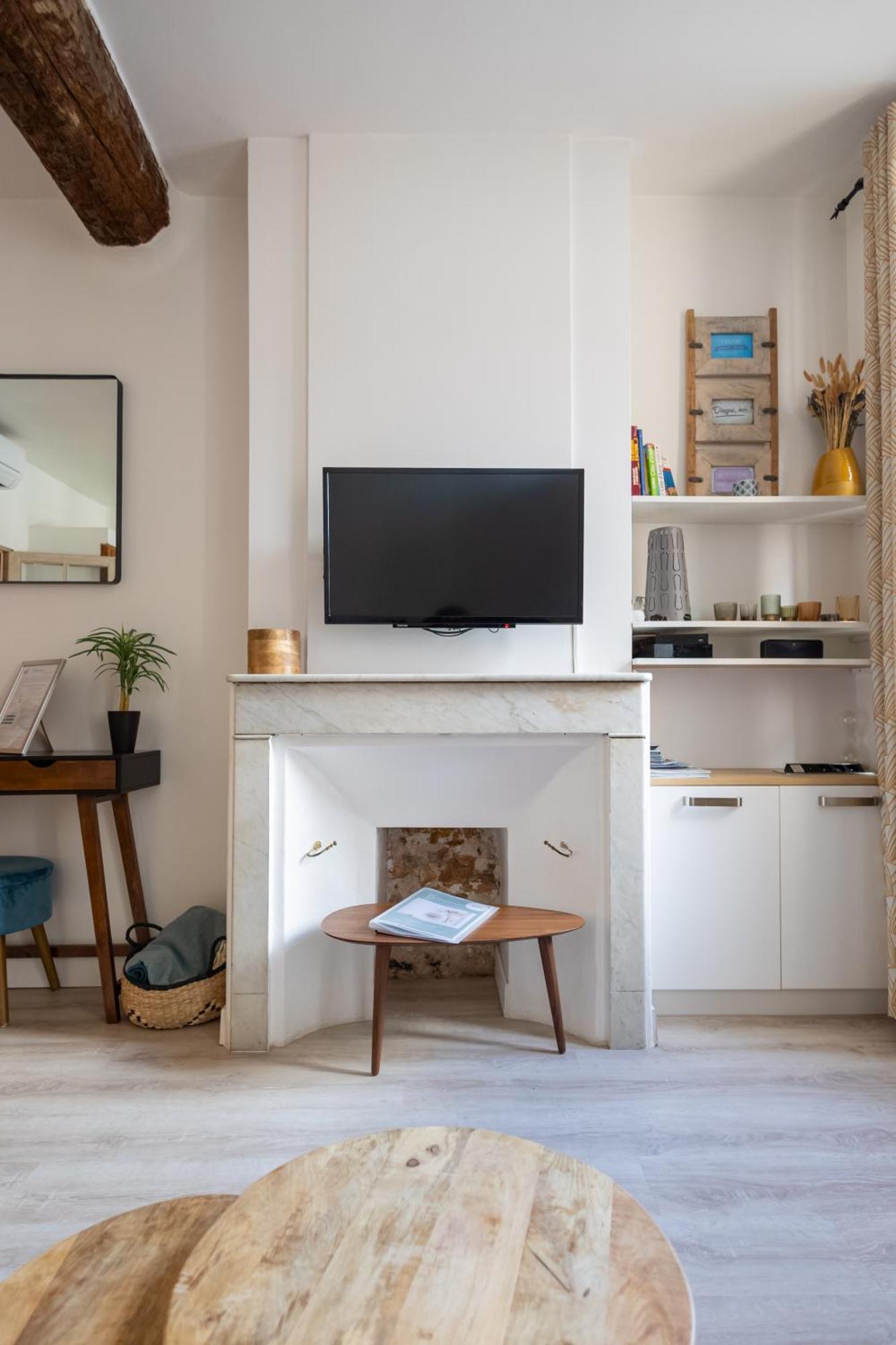 Appartement Escapade Au Coeur De Sanary Extérieur photo